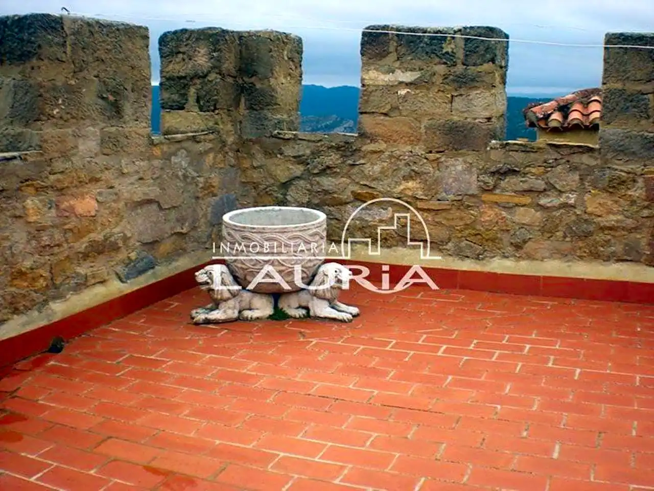 Terrace of Houses for sale in Alpuente  with Air Conditioner and Terrace
