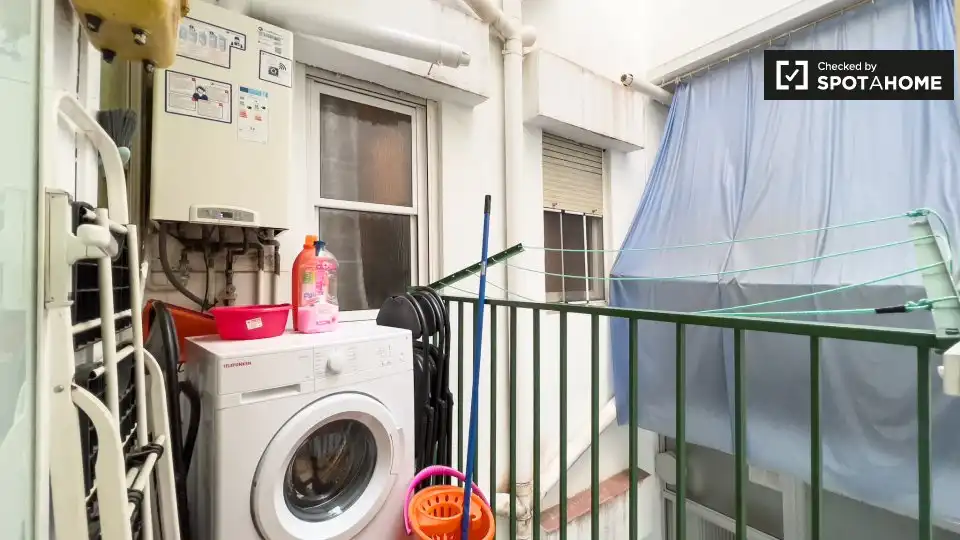 Room in Sant Andreu de Palomar