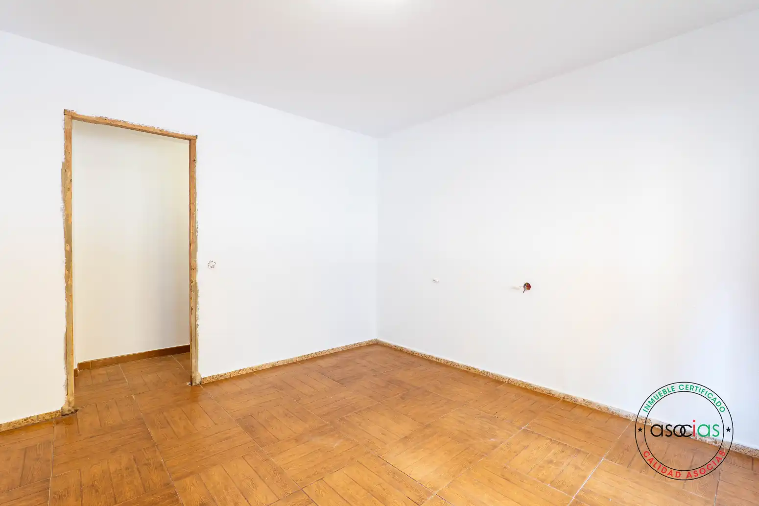 Wohnung zum Verkauf in Gijón  mit Heizung, Parkett und Balkon