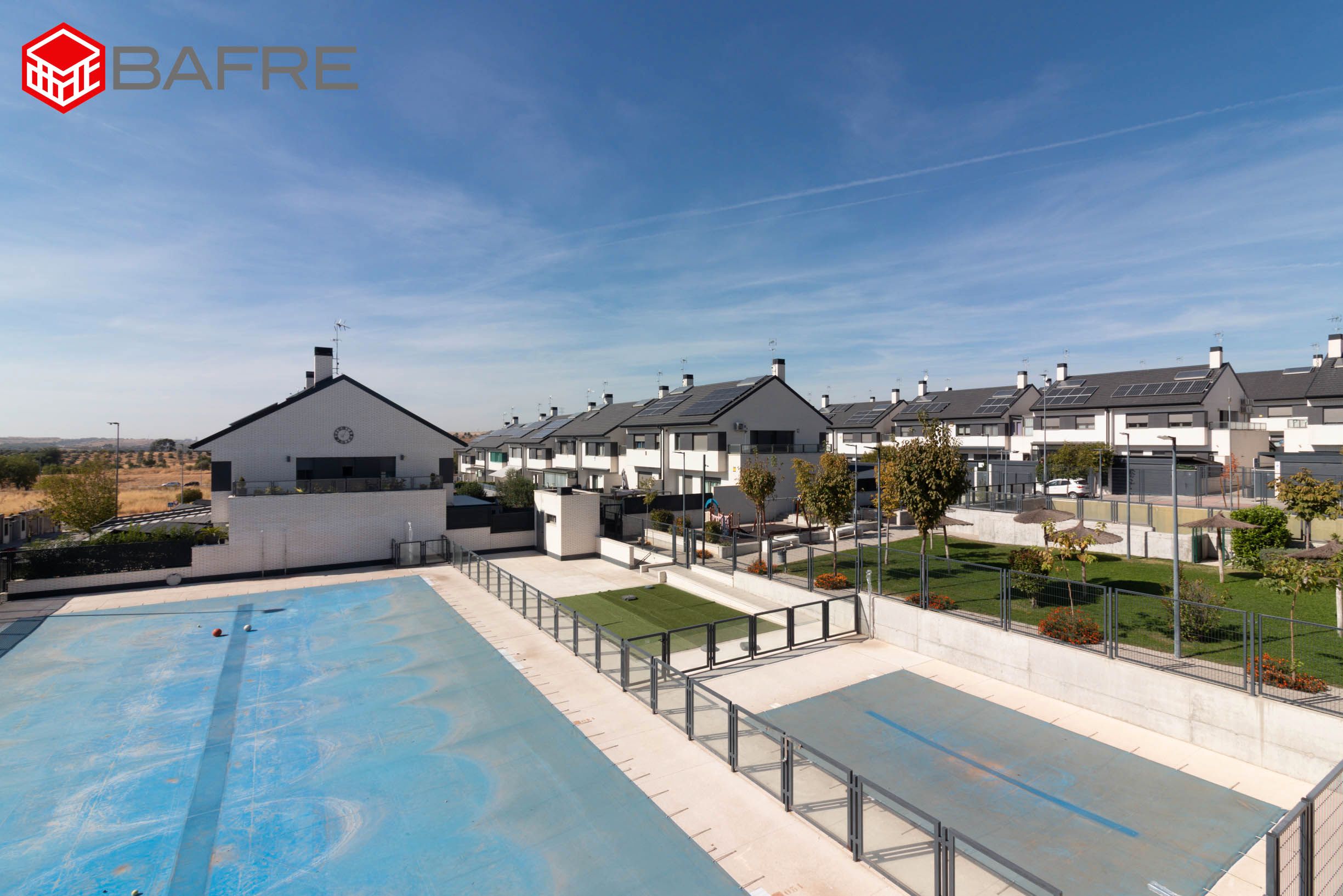 Swimming pool of House or chalet for sale in Rivas-Vaciamadrid  with Heating, Private garden and Parquet flooring