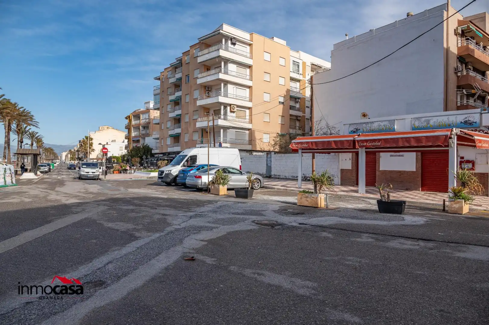 Vista exterior de Local en venda en Torrenueva Costa amb Aire condicionat i Moblat