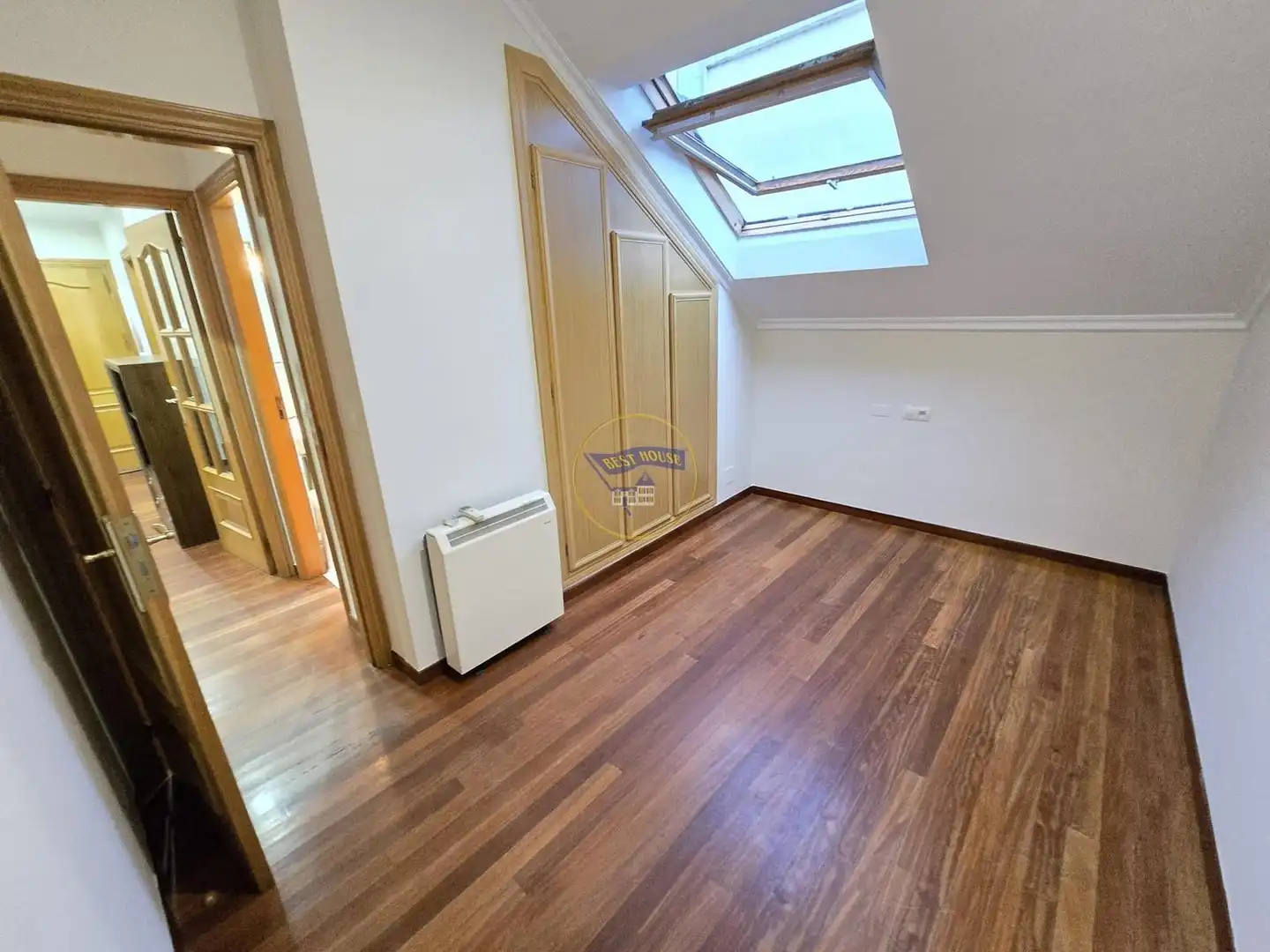 Habitación de Ático en venta en Vigo  con Aire acondicionado, Calefacción y Parquet