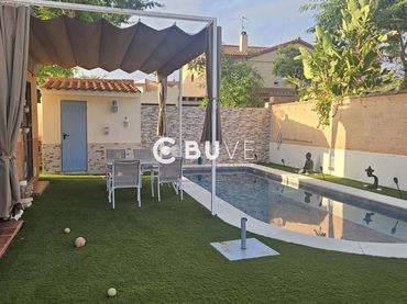 Villa con piscina in vendita a N/A