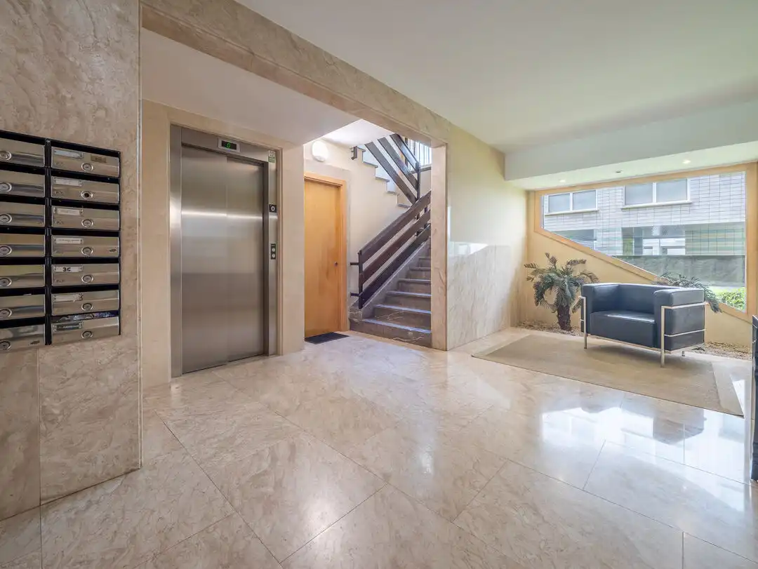 Wohnung zum Verkauf in Zarautz mit Heizung, Privatgarten und Terrasse