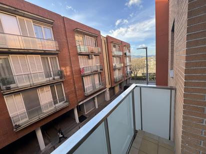 Exterior view of Flat for sale in Girona Capital  with Heating and Oven