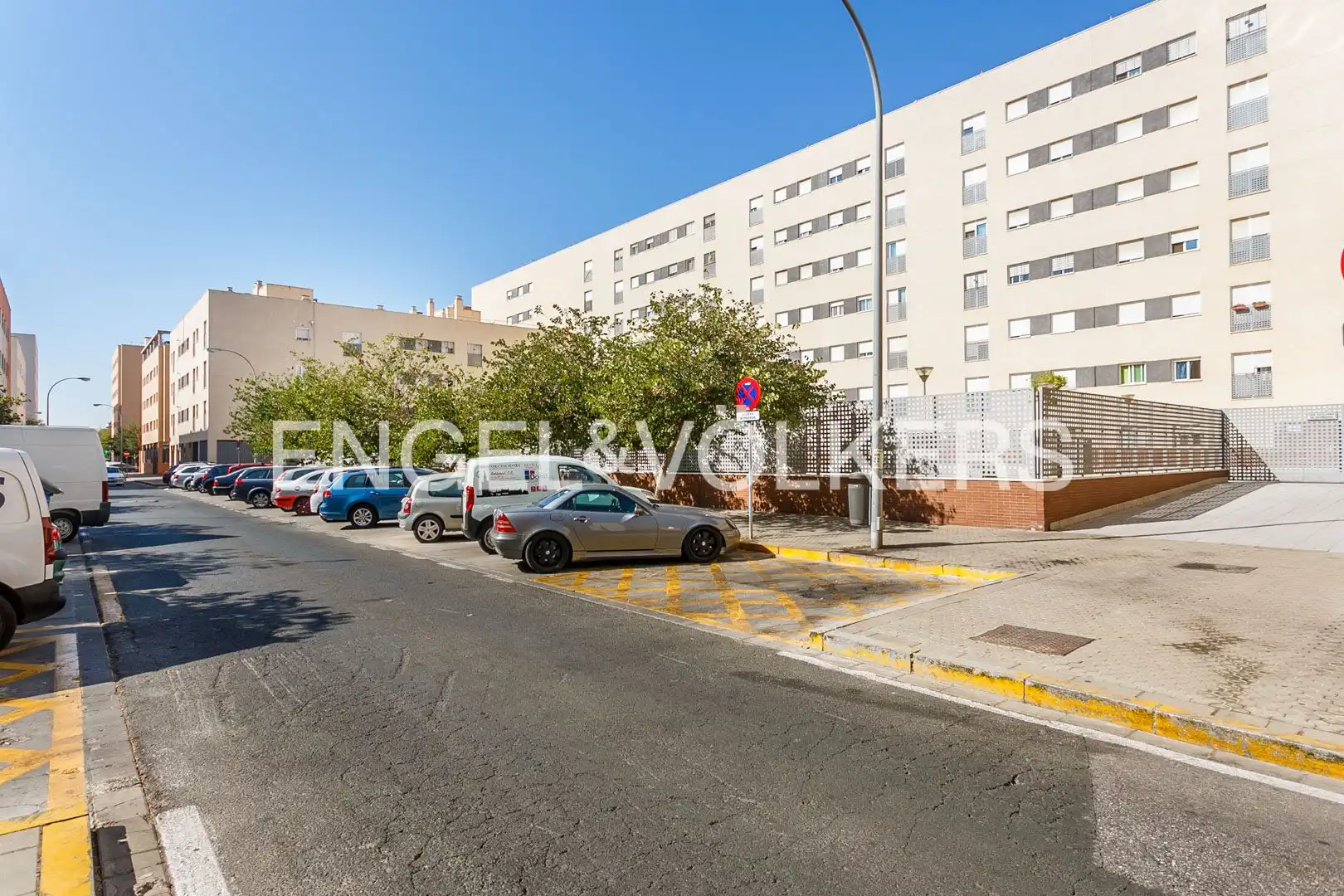 Vista exterior de Piso en venta en Sevilla con Aire acondicionado, Calefacción y Trastero