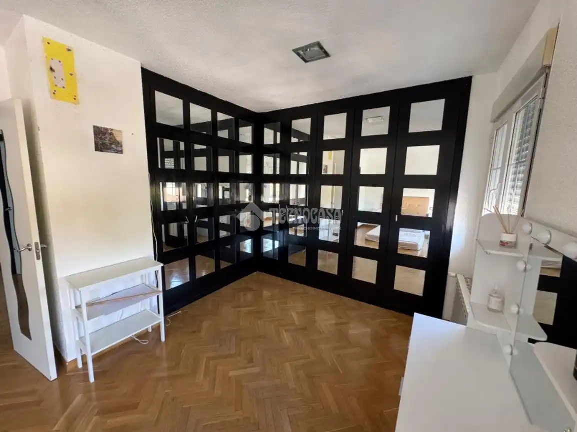 Casa adosada en venta en Ontígola con Calefacción