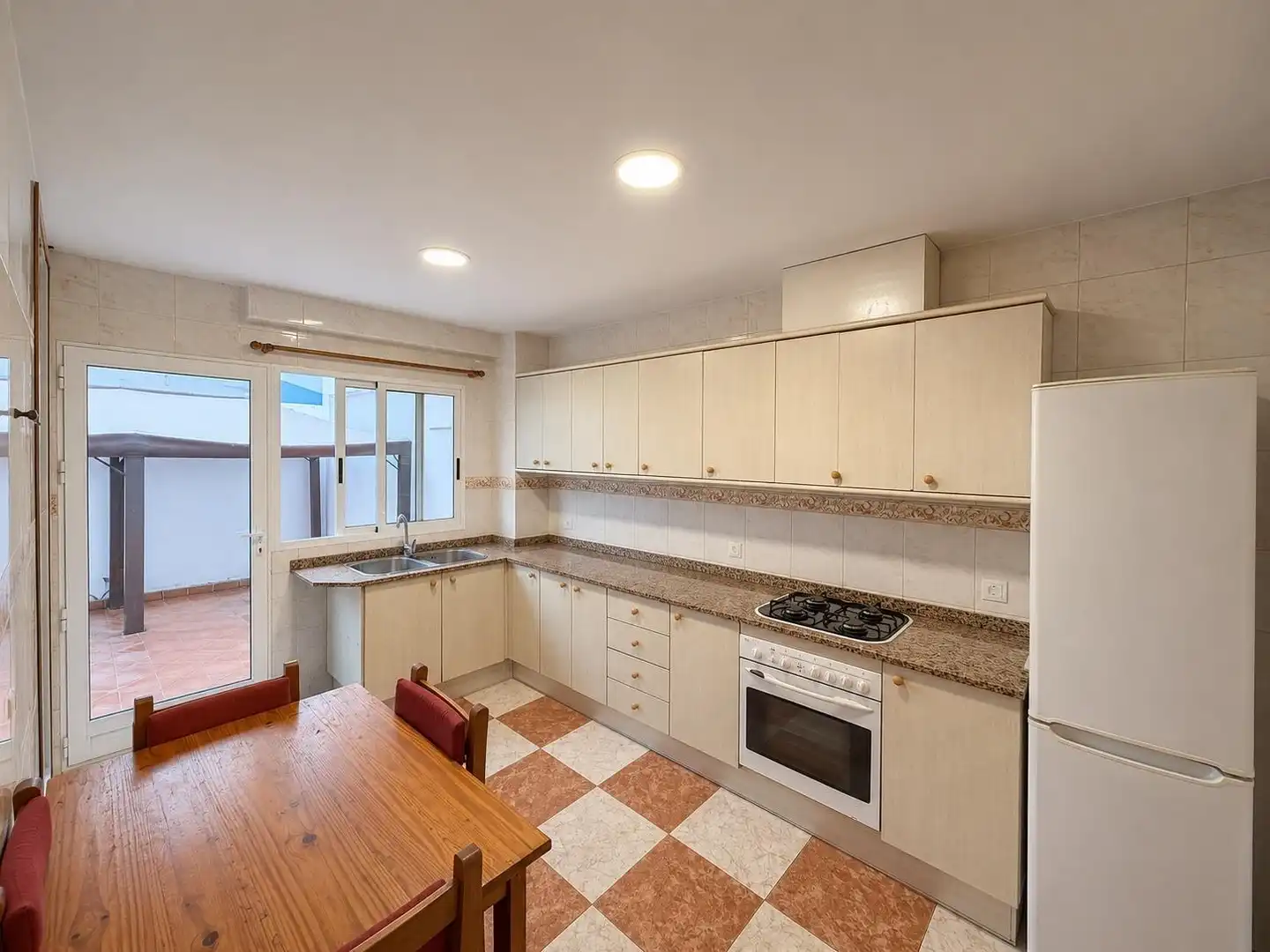 Cocina de Planta baja en venta en Alicante / Alacant con Terraza y Trastero