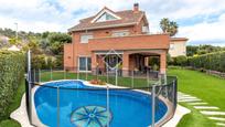 Swimming pool of House or chalet for sale in Sant Just Desvern  with Air Conditioner, Heating and Private garden