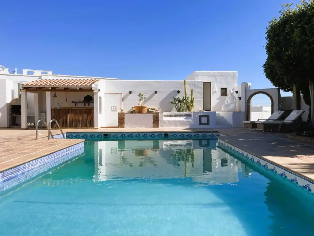 Piscina de Casa o xalet en venda en Mojácar amb Aire condicionat, Jardí privat i Terrassa