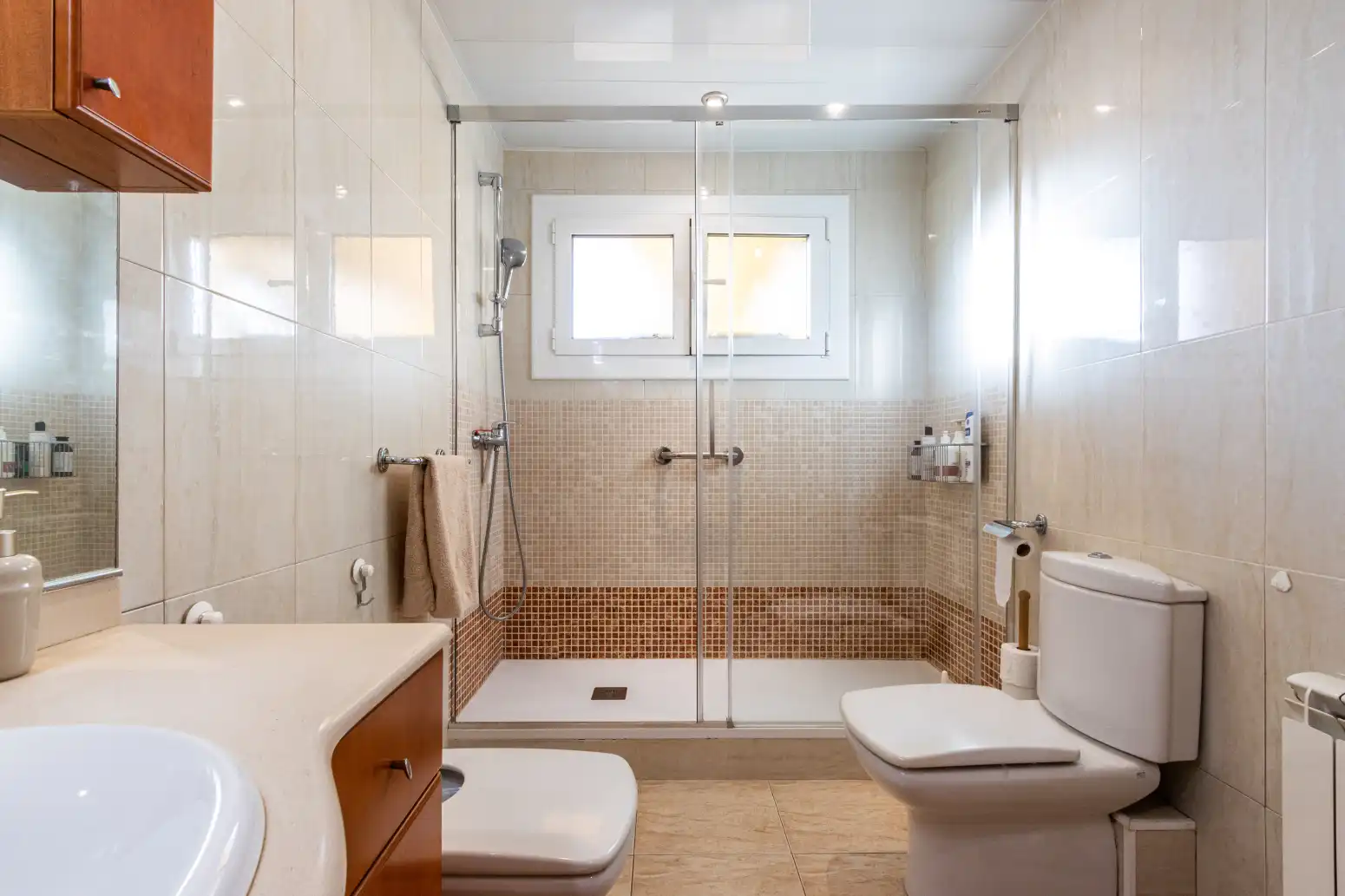 Baño de Piso en venta en Terrassa con Calefacción y Balcón