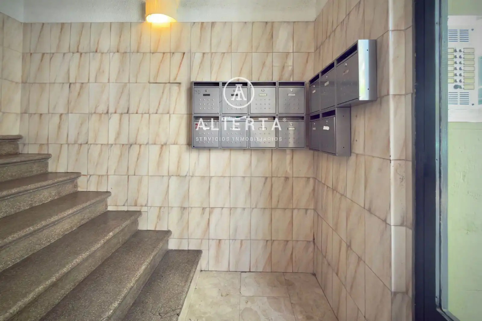 Piso de alquiler en Pizarro, Doctor Cerrada