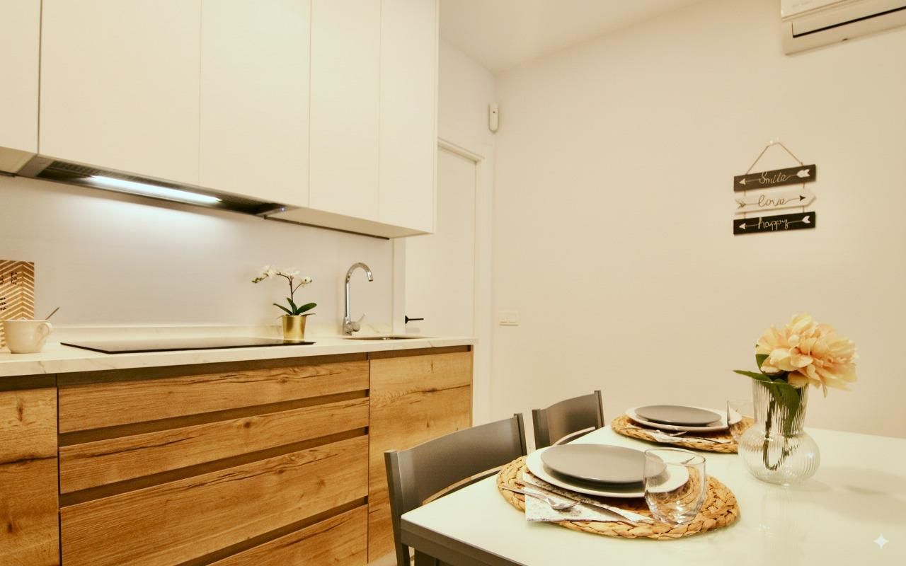 Kitchen of Apartment for sale in Mijas