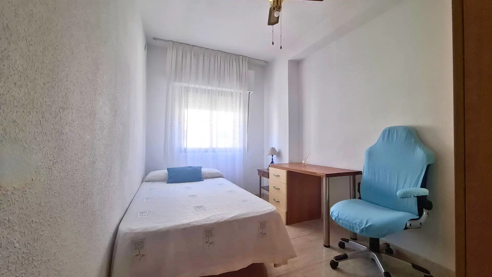 Bedroom of Flat for sale in Córdoba  with Terrace and Furnished