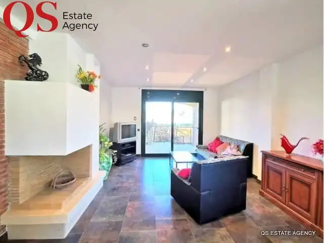 Casa con piscina en venta en Riells, imagen 4