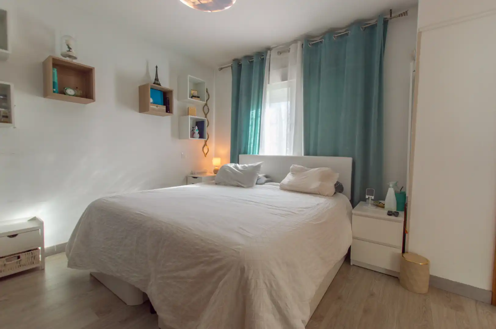 Habitación de Casa adosada en venta en Alcalá de Henares con Aire acondicionado, Calefacción y Terraza