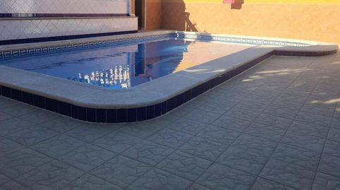 BONITO CHALET REFORMADO CON PISCINA EN LOS BALCONES 2 HAB, 1 BAÑO