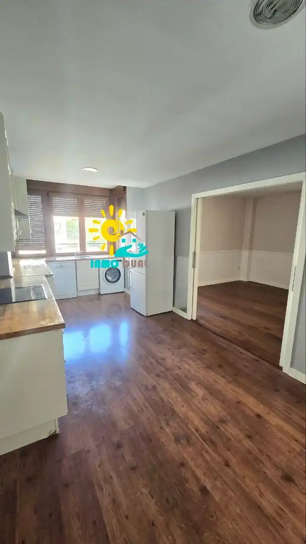 Kitchen of Flat for sale in Badajoz  with Air Conditioner, Heating and Terrace