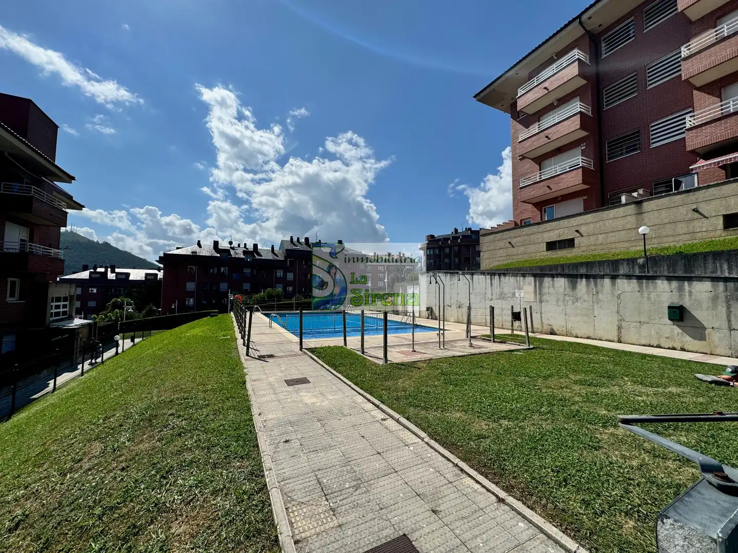Flat for rent in Calle Leonardo Rucabado, 28, Brazomar