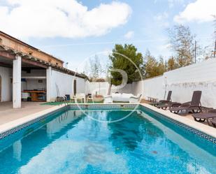 Swimming pool of Country house for sale in Chiva  with Private garden, Terrace and Storage room