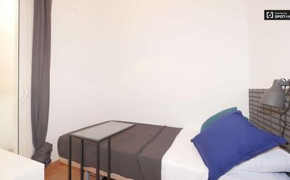 Bedroom of Flat to share in  Barcelona Capital  with Air Conditioner and Terrace