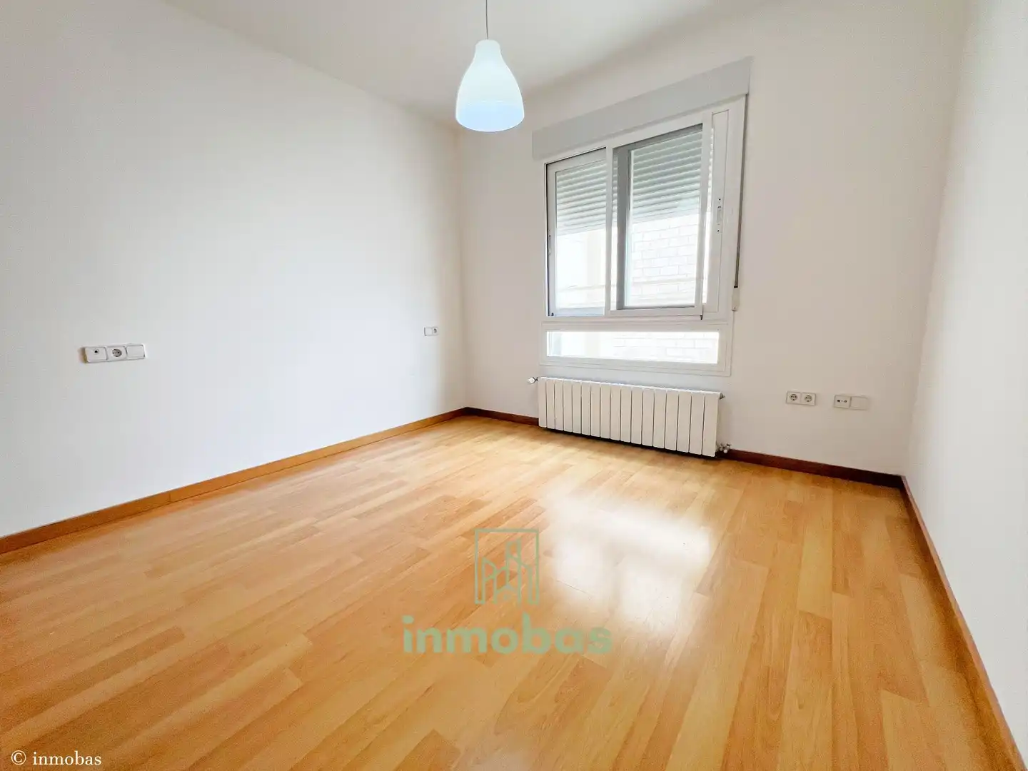 Schlafzimmer von Wohnungen zum Verkauf in Badajoz mit Klimaanlage und Heizung