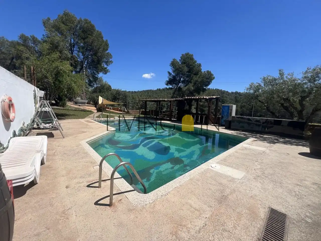 Piscina de Finca rústica en venda en Cervelló amb Jardí privat i Piscina