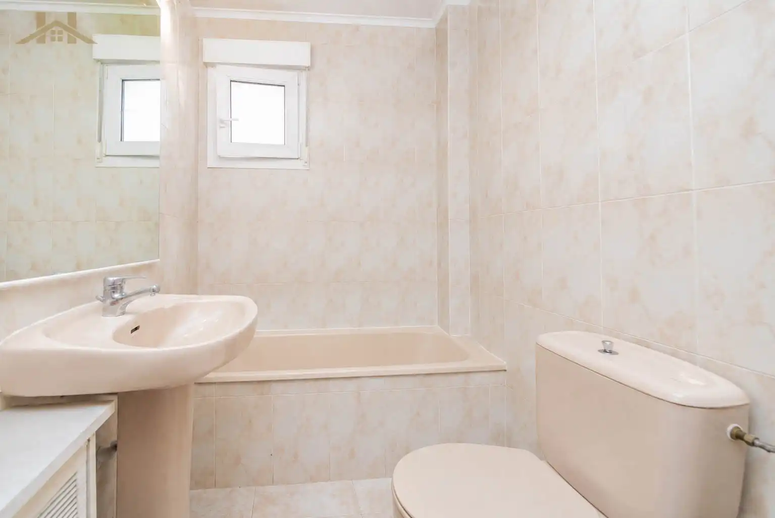 Bathroom of Ground floor for sale in Alpedrete  with Heating and Storage room