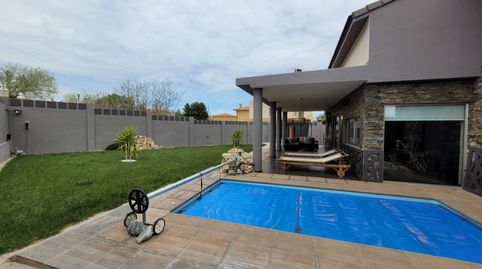 Venta de Chalet individual en Baza