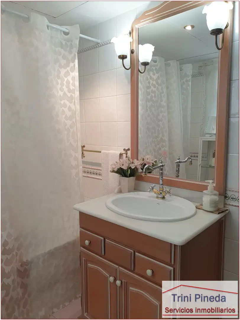 Baño de Piso en venta en Sevilla con Aire acondicionado, Calefacción y Horno