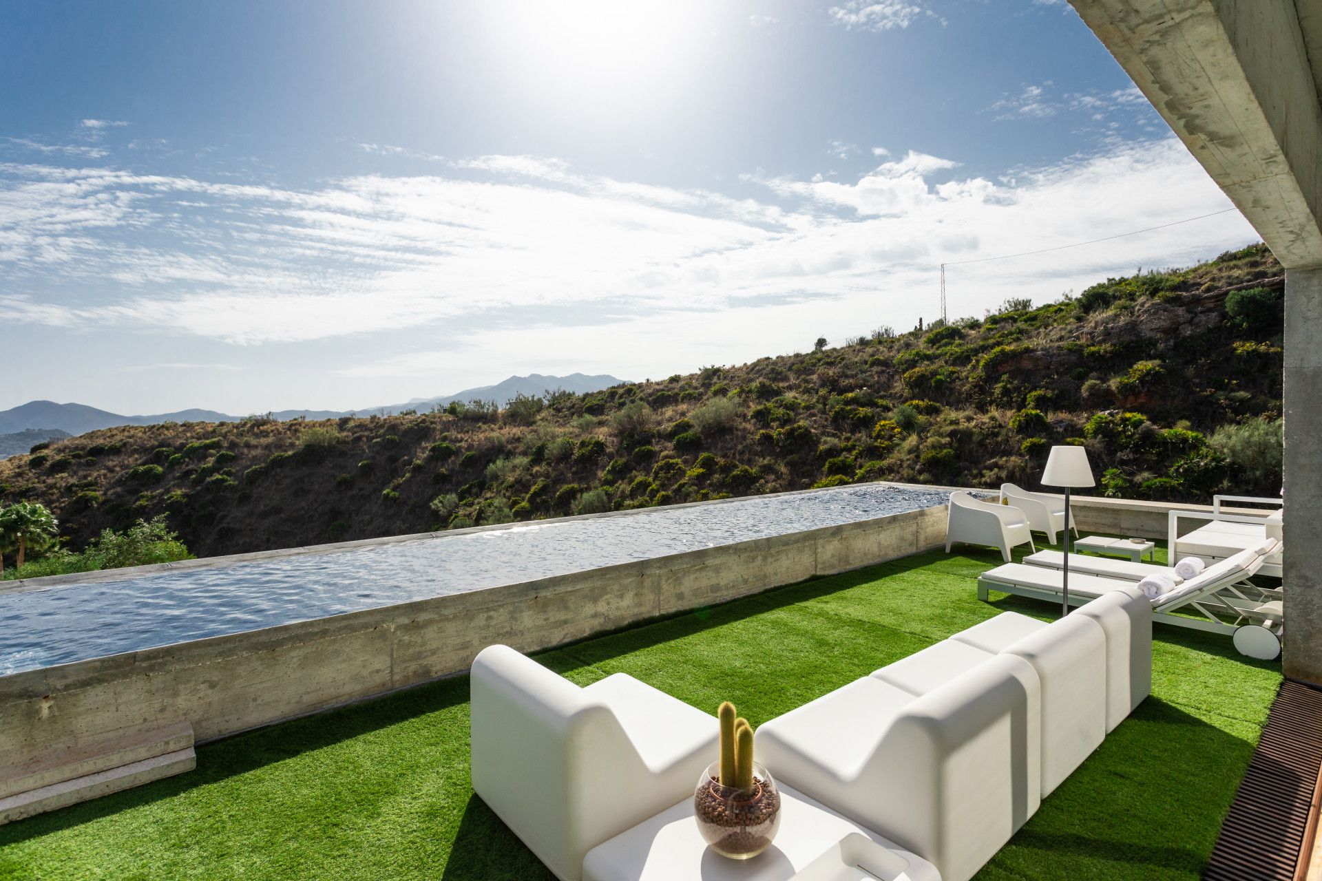 Terrace of House or chalet for sale in Mijas  with Air Conditioner, Heating and Private garden