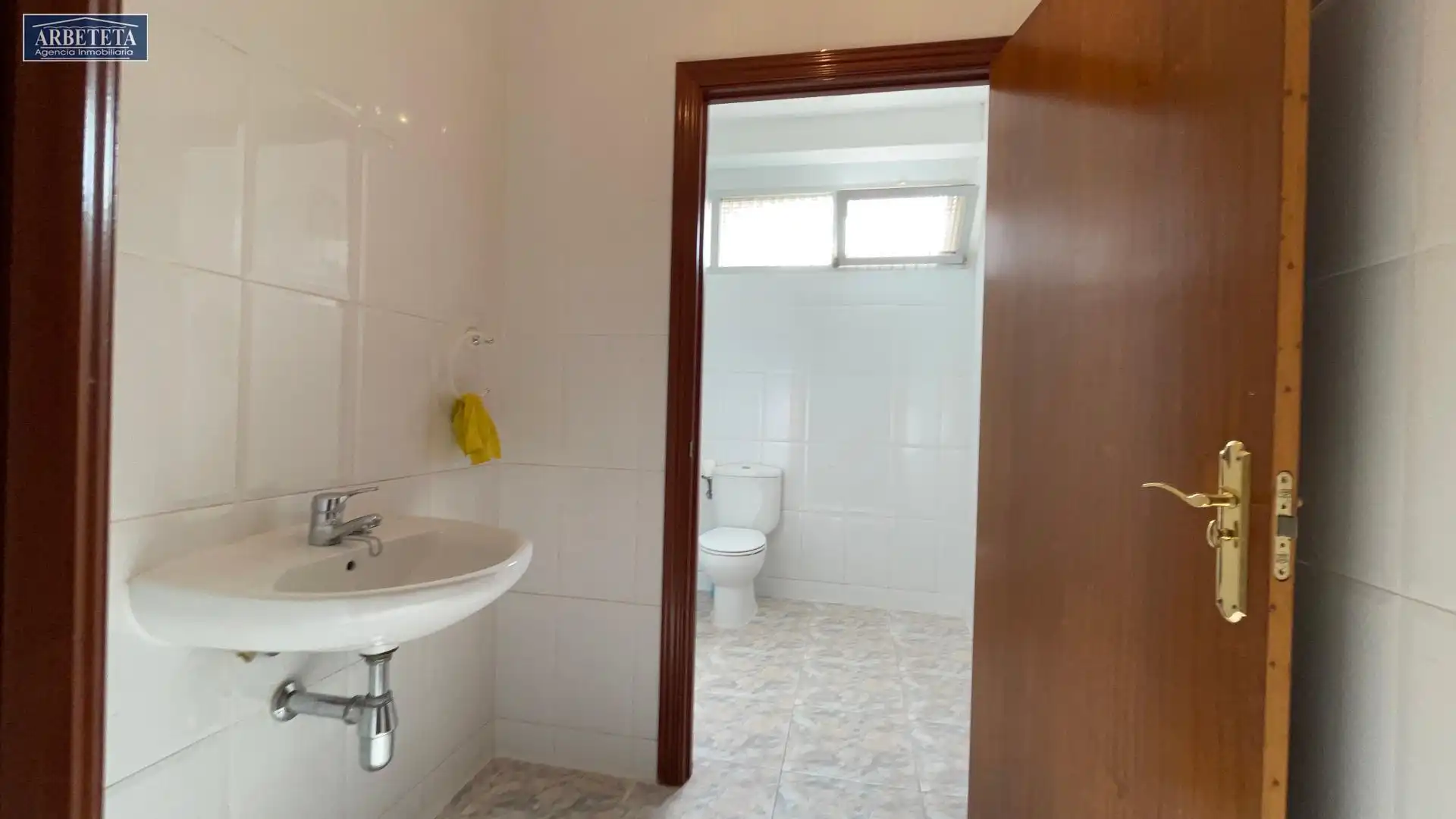 Baño de Local de alquiler en Guadalajara