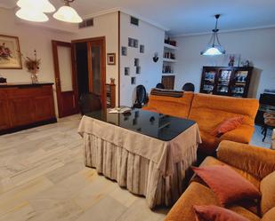 Sala d'estar de Casa o xalet en venda en  Córdoba Capital amb Aire condicionat, Calefacció i Terrassa