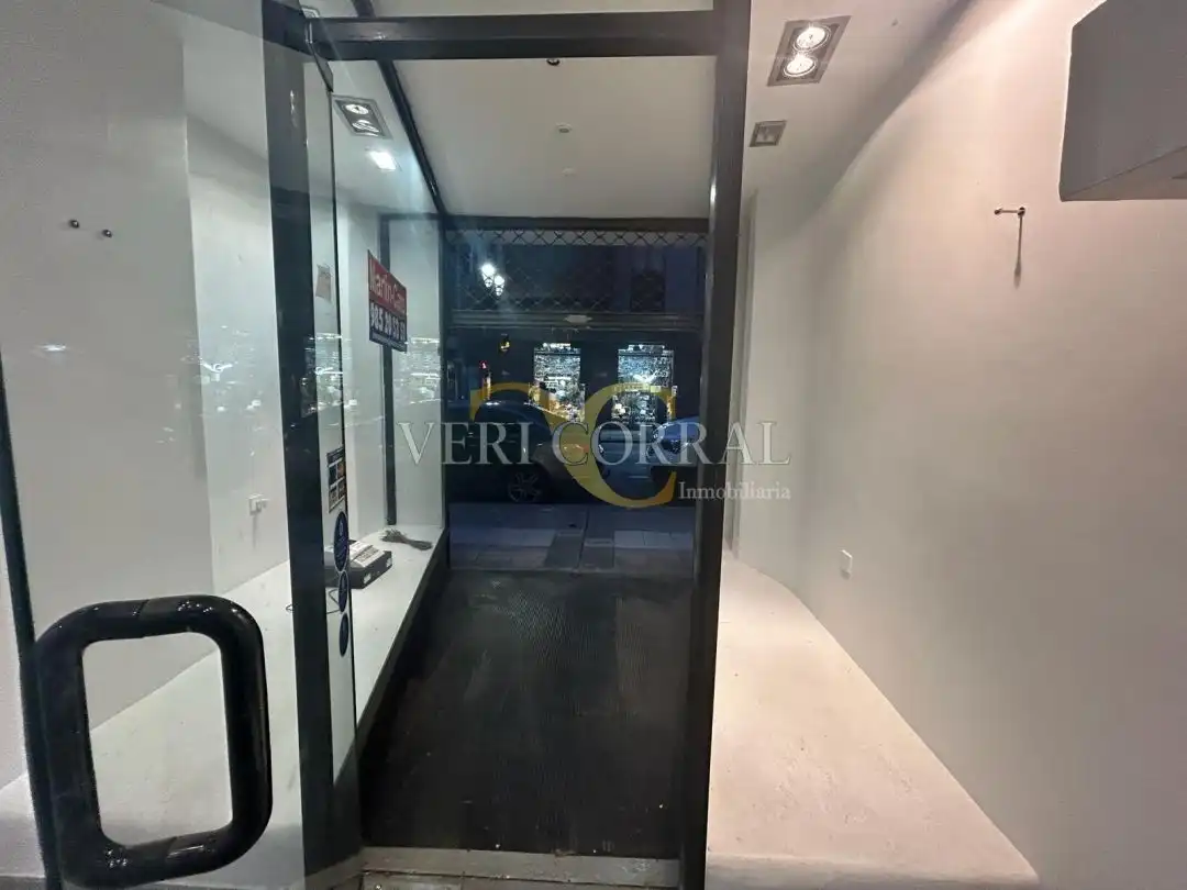 Local en venta en Oviedo , Asturias
