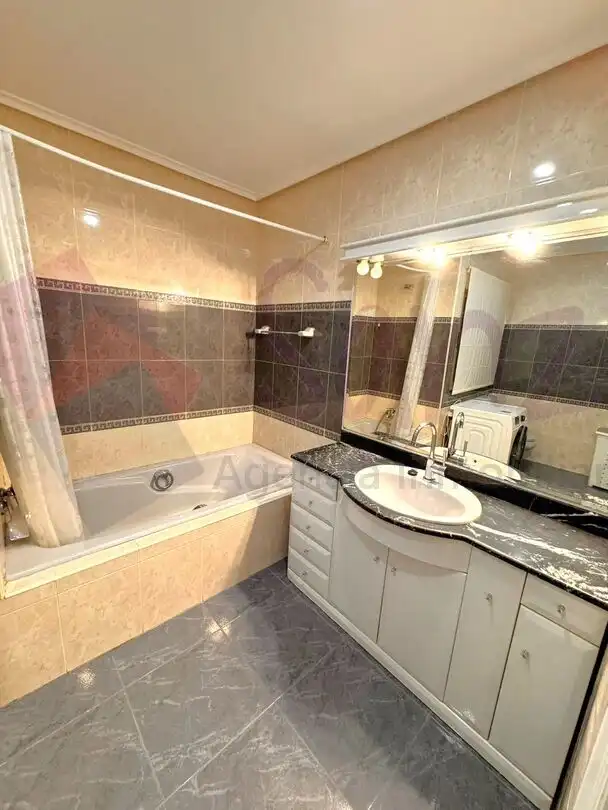 Bany de Apartament en venda en Casco Antiguo