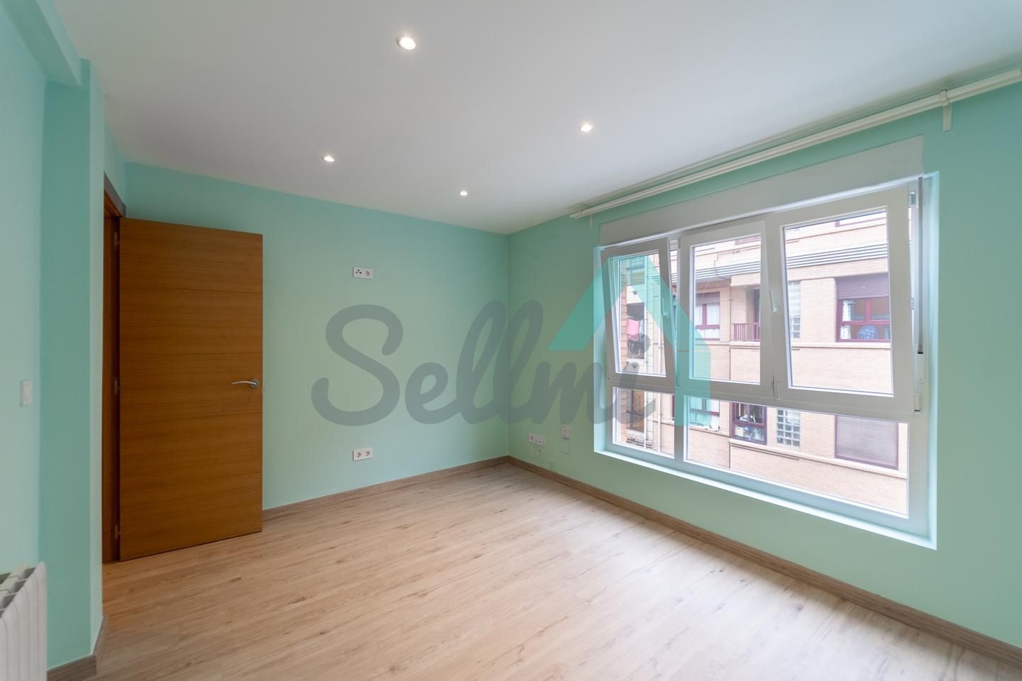 Bedroom of Flat to rent in Oviedo   with Heating