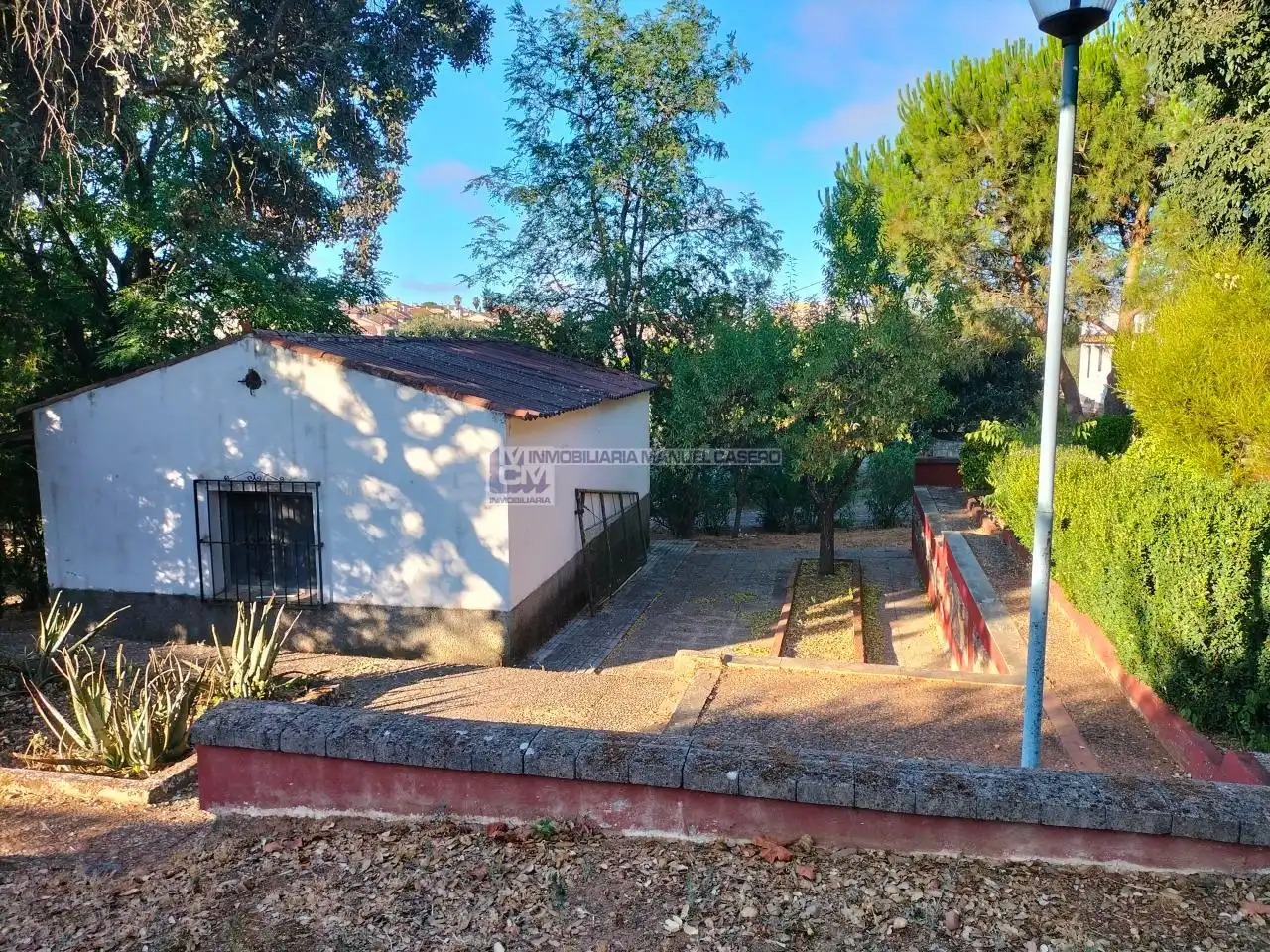 Jardí de Casa o xalet en venda en Cáceres amb Calefacció, Jardí privat i Traster
