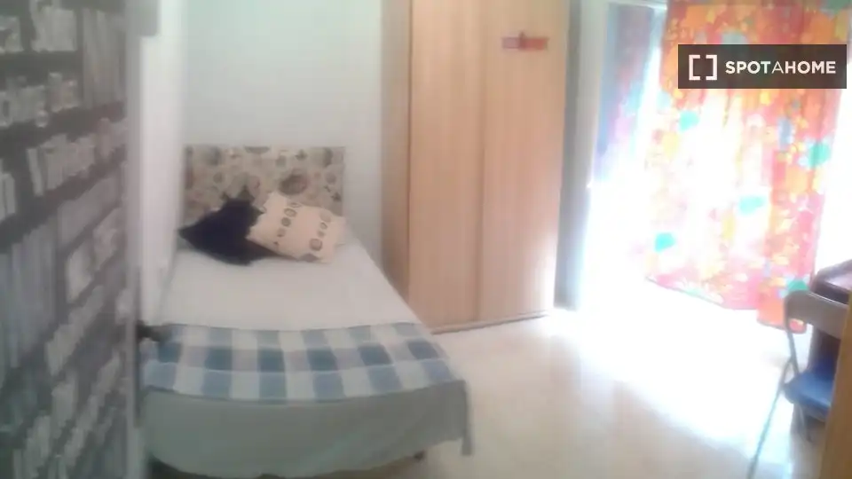 Schlafzimmer von Wohnung zur Miete in Murcia mit Klimaanlage, Heizung und Möbliert