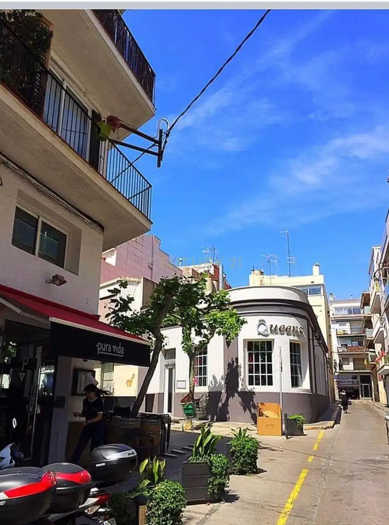 Vista exterior de Apartamento en venta en Sitges con Balcón
