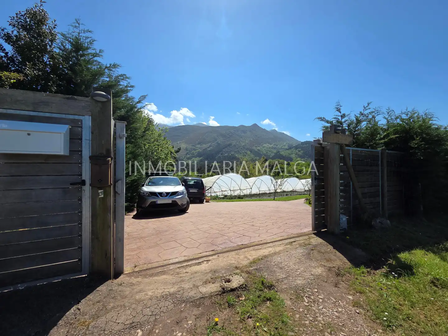 Casa o xalet en venda en Colunga amb Calefacció, Jardí privat i Parquet