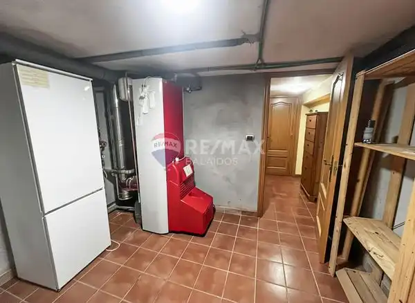 Casa o xalet en venda en A Guarda   amb Calefacció, Jardí privat i Parquet