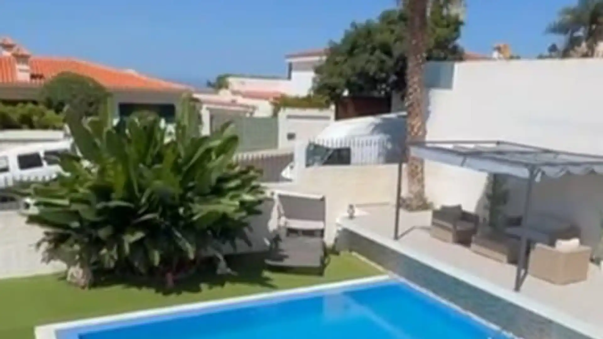 Piscina de Casa o chalet en venta en La Orotava con Aire acondicionado, Calefacción y Jardín privado