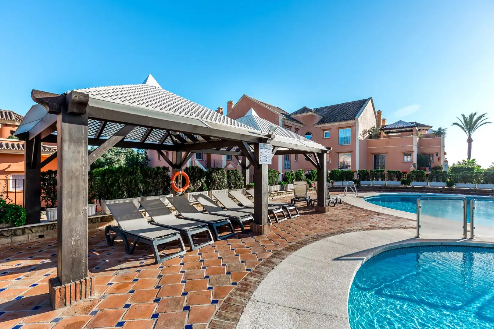 Swimming pool of Attic for sale in Marbella  with Terrace, Swimming Pool and Alarm