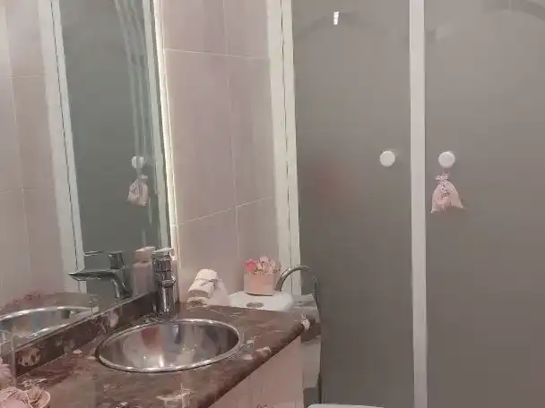 Bany de Casa adosada en venda en Sant Vicenç Dels Horts amb Aire condicionat i Balcó