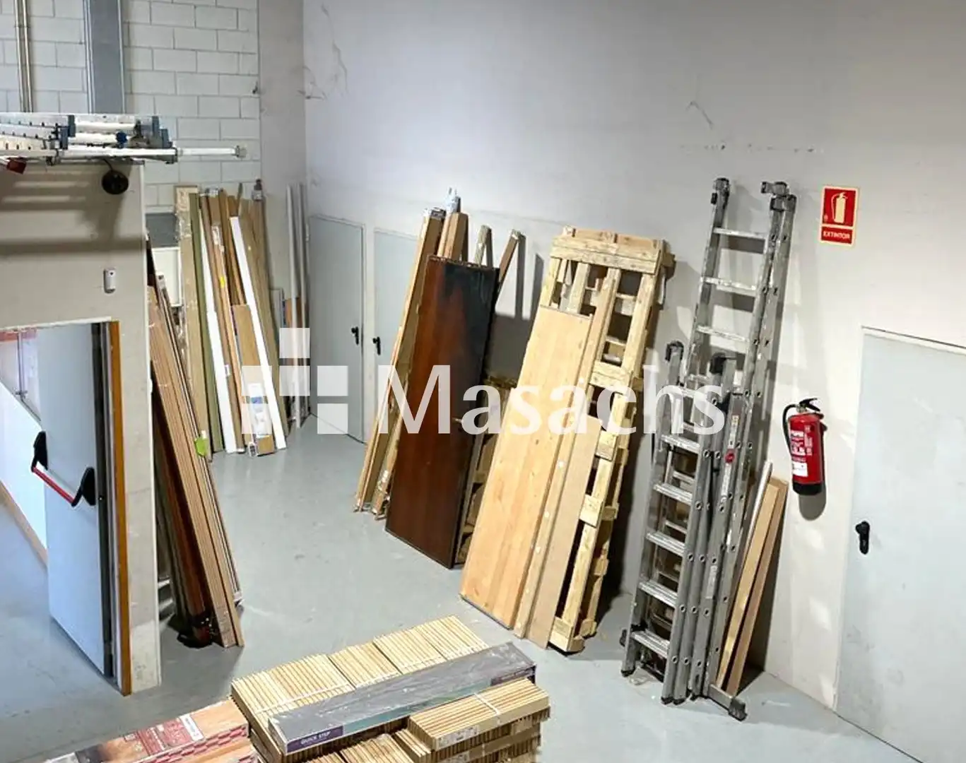 Fabrikhallen zur Miete in Terrassa