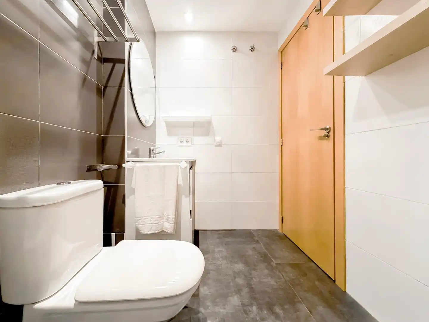 Badezimmer von Dachboden zum Verkauf in Museros mit Klimaanlage, Terrasse und Abstellraum