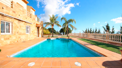 Foto 2 de Finca rústica en venta en Pasadilla, Alozaina, Málaga