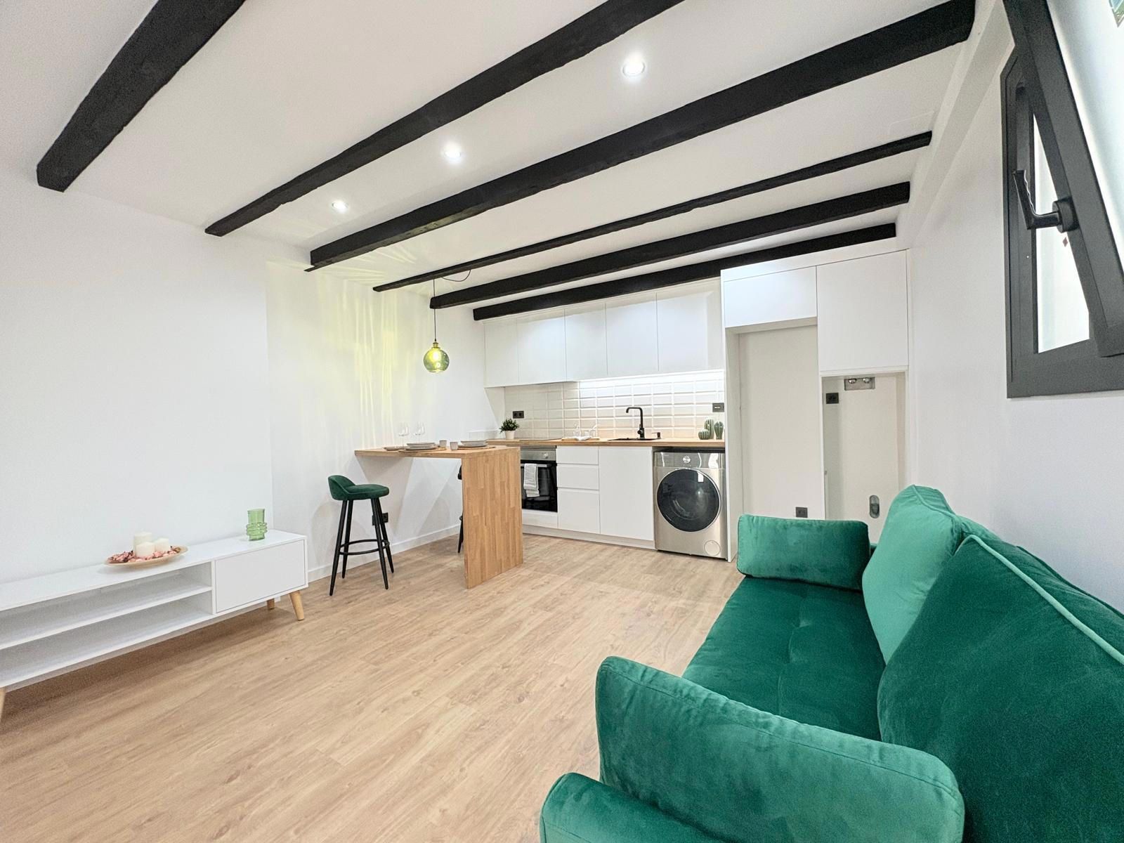 Cuina de Pis de lloguer en Sabadell amb Parquet, Moblat i Rentadora