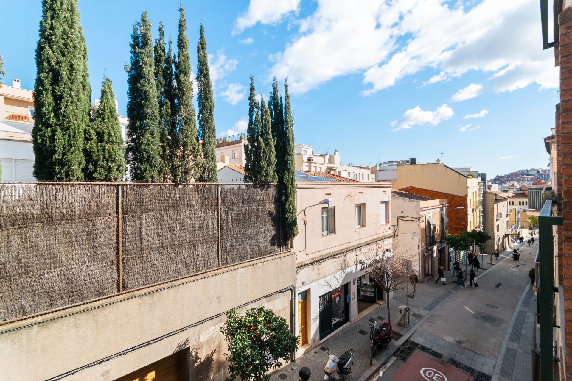 Exterior view of Flat for sale in  Barcelona Capital  with Heating, Terrace and Balcony