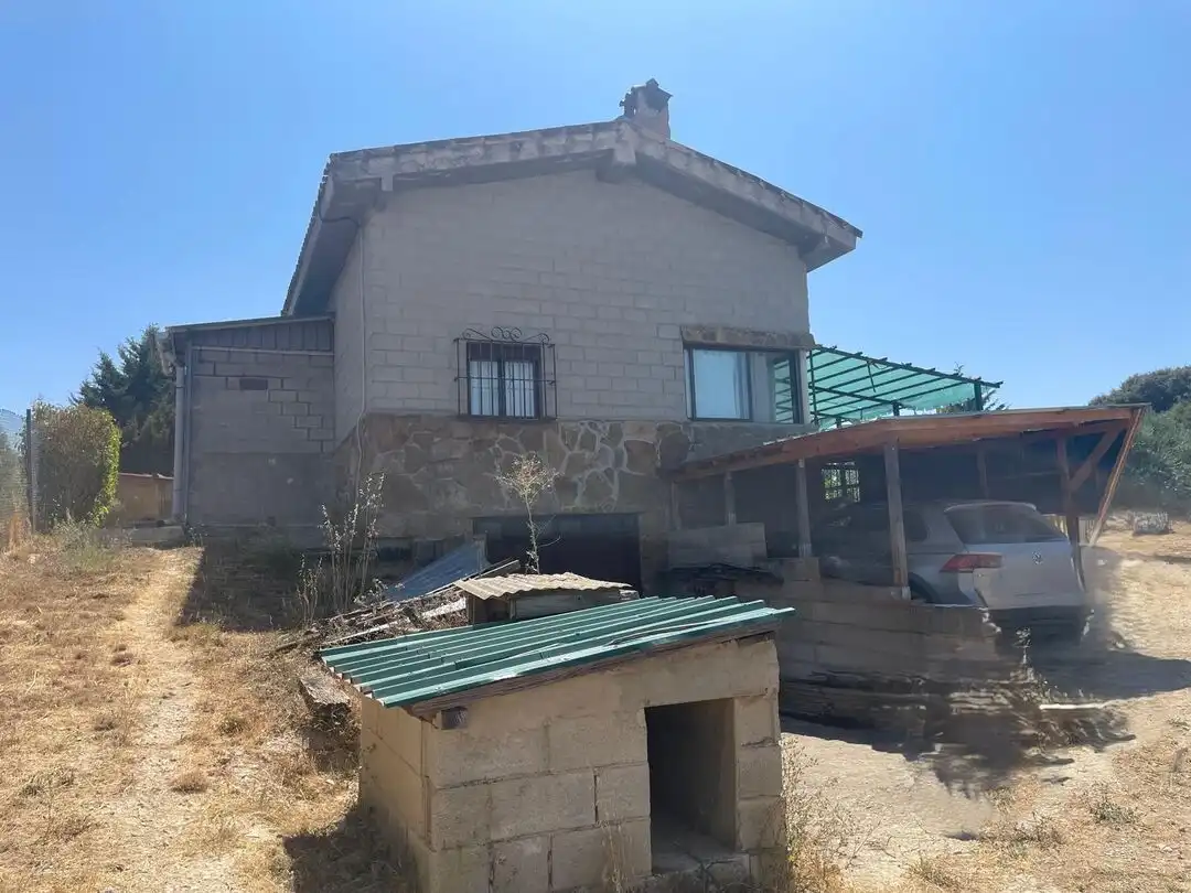 Vista exterior de Terreno en venta en Pueyo / Puiu